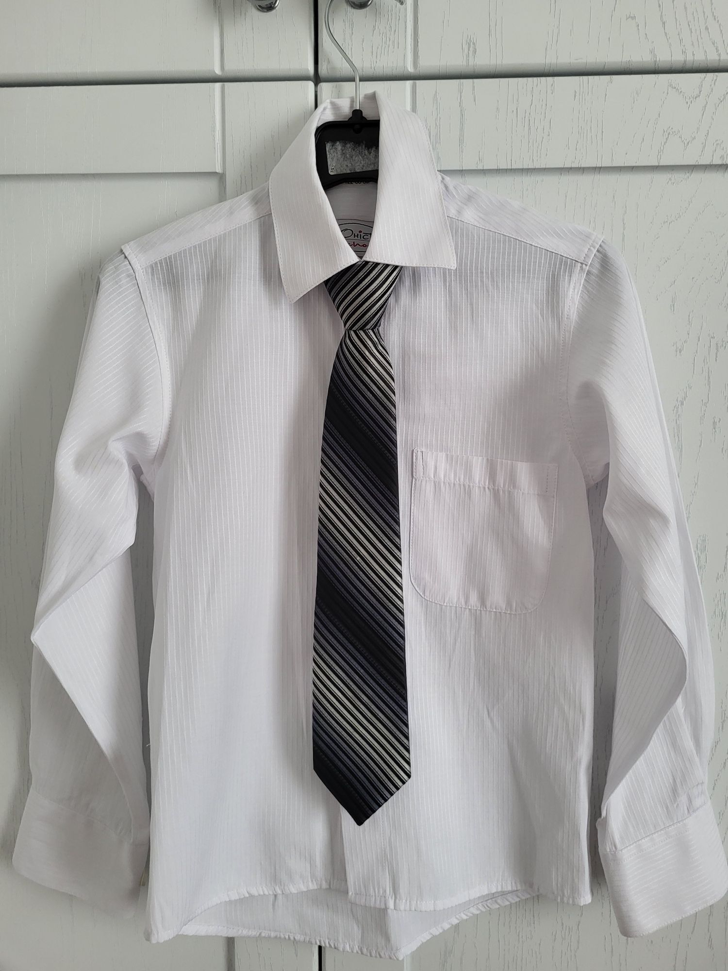 Речі для школяра (сорочка з краваткою та реглан)