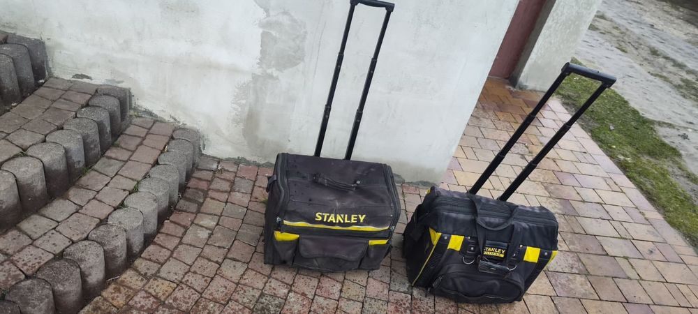 Torby narzędziowe STANLEY na kółkach – 2 szt.