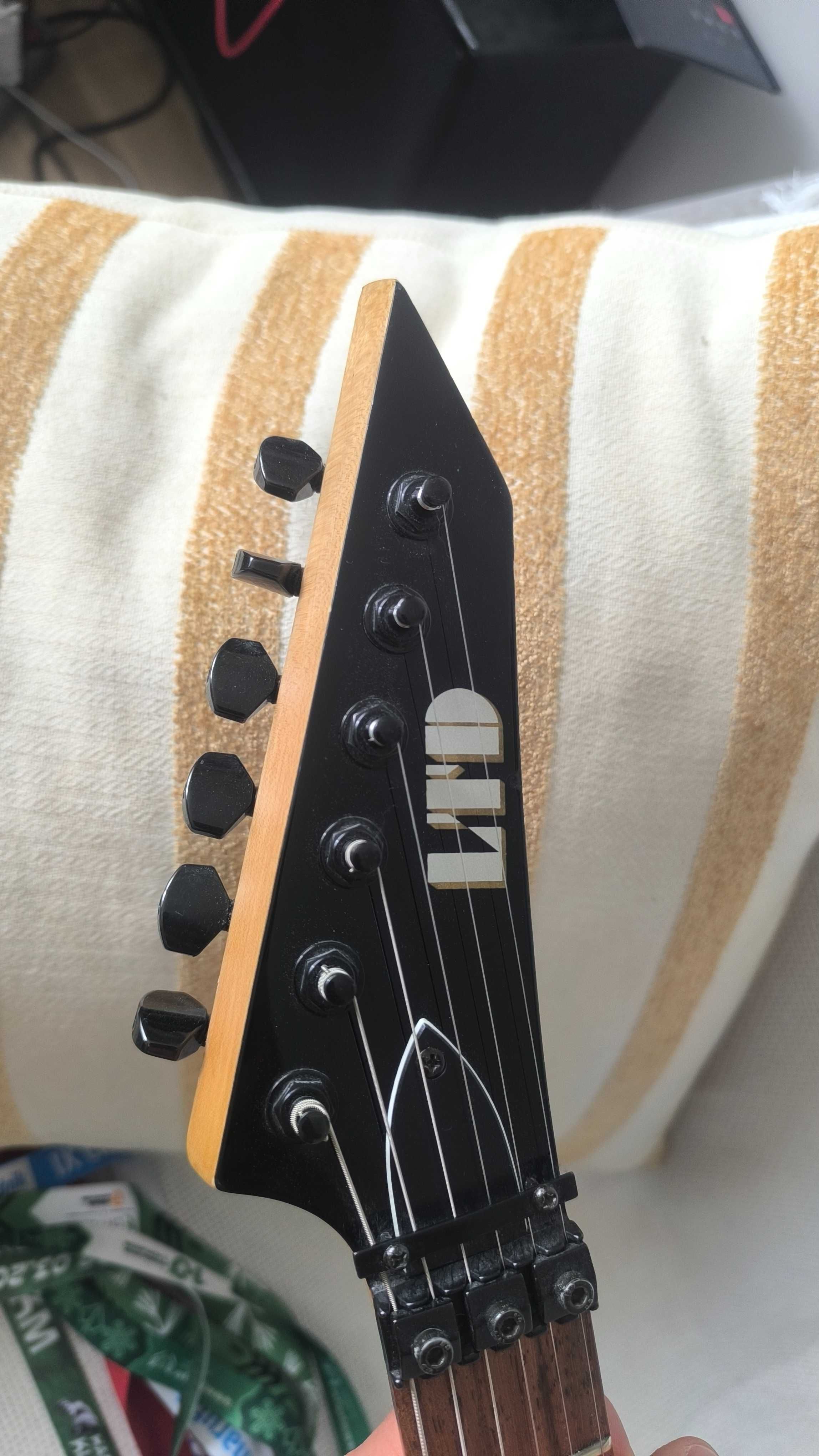 Gitara elektryczna ESP LTD MH50-BK