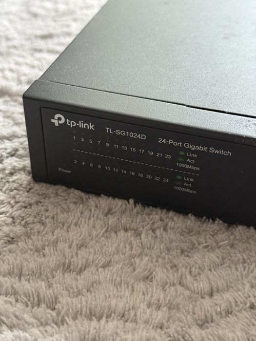 tp-link TL-SG1024D