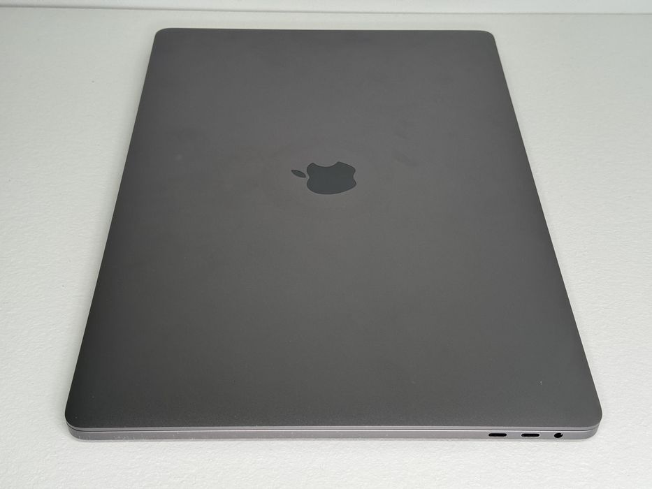MacBook Pro 16 (A2141) - i7/32GB/512GB - faktura VAT 23%