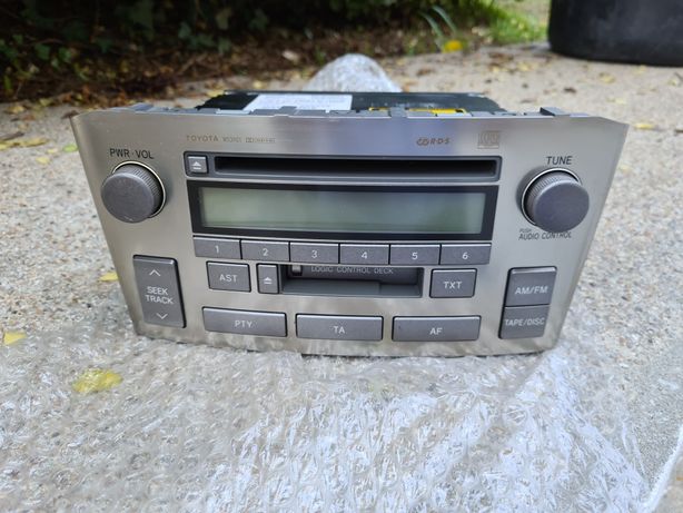 Rádio original Toyota Avensis