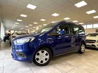 Ford Tourneo Courier / Polski salon / Rodzinny i wygodny / Hak /