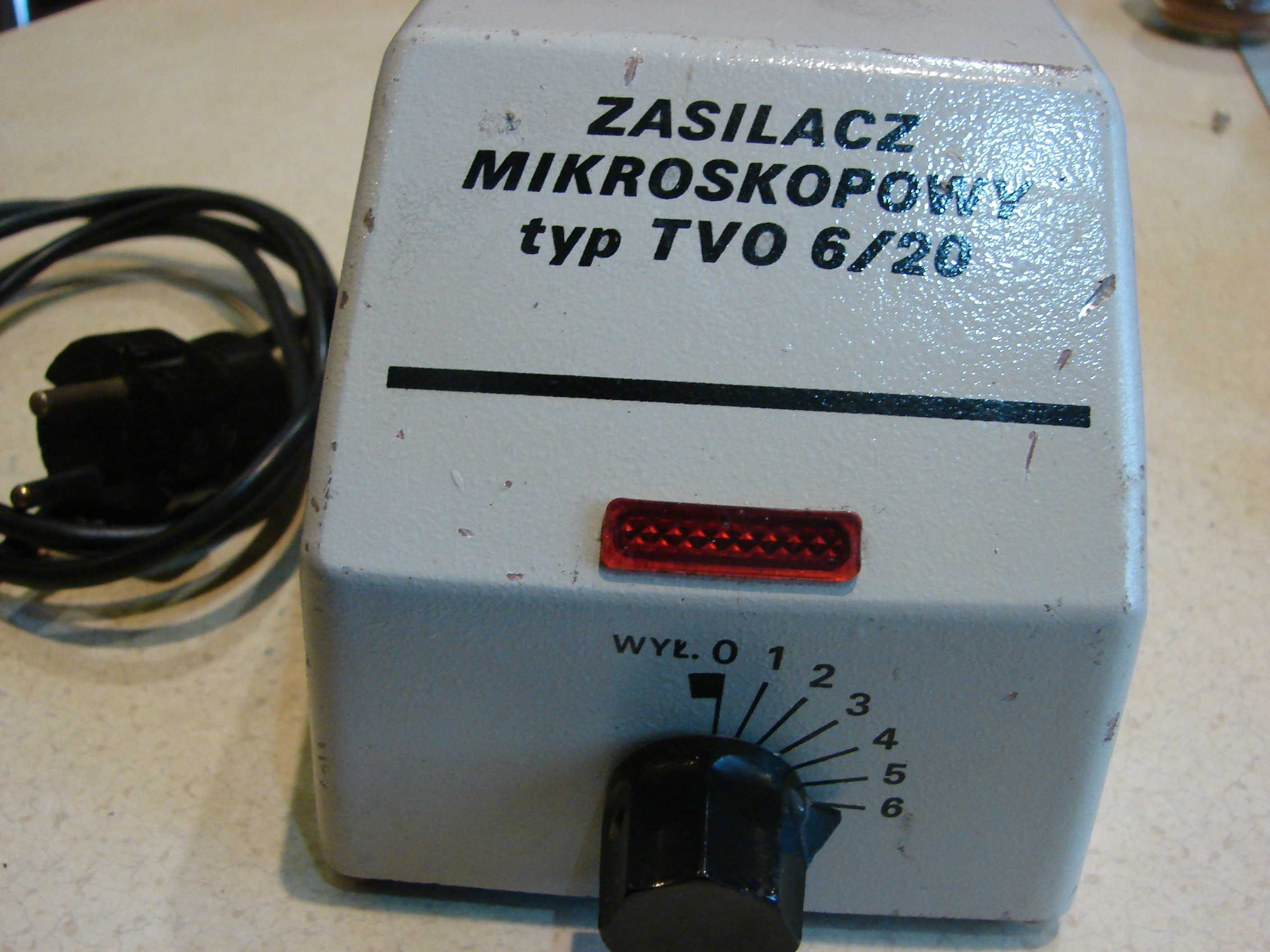 Zasilacz mikroskopowy typTVO 6/20 reg.nap. 2V-7V AC autotransformator