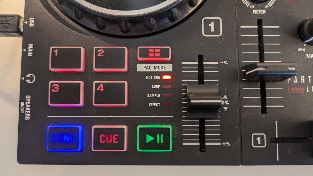 Numark Party Mix Live DJ controller