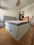Cama Casal Queen size com arrumação + colchão