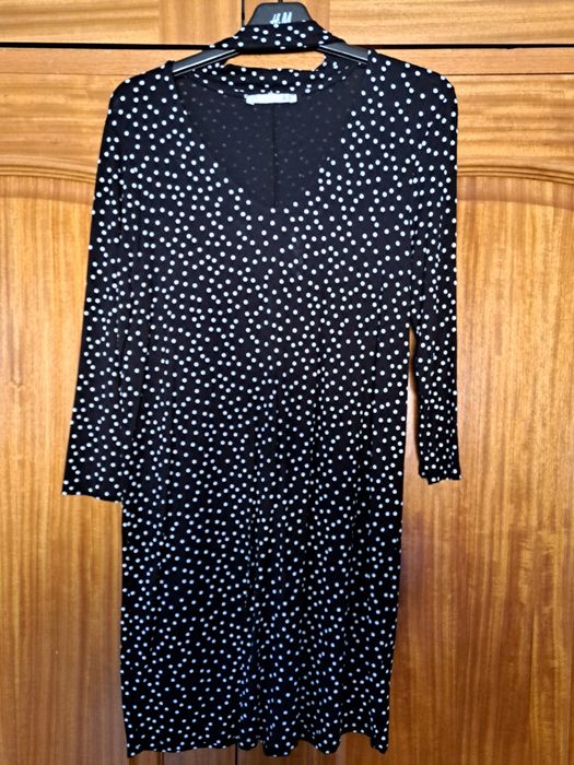 3 vestidos novos 15€ vendo individual