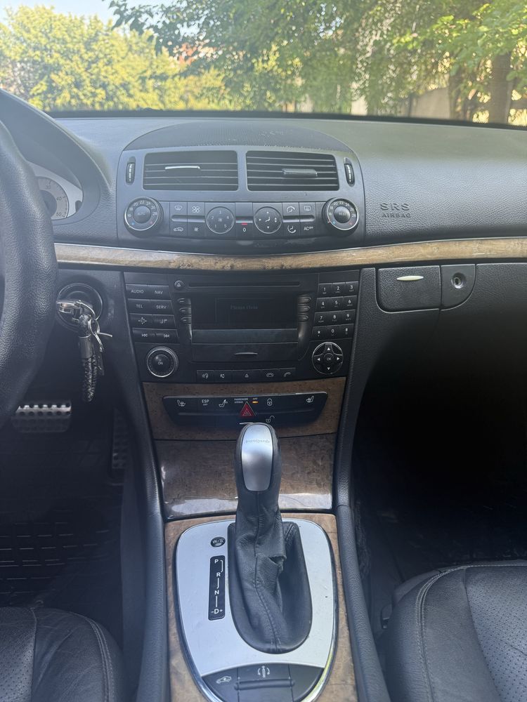 Mersedes W211 E320 3.2 дизель в отличном состоянии