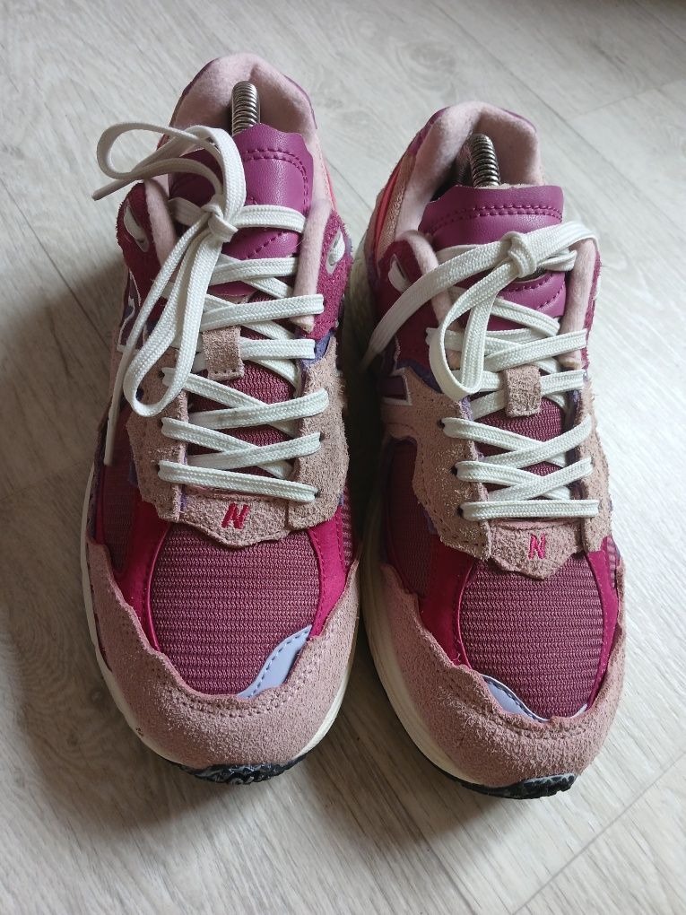 Кроссовки женские New Balance 2002 R Pink Оригинал.