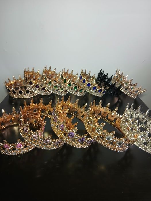 Корона на голову, на торт