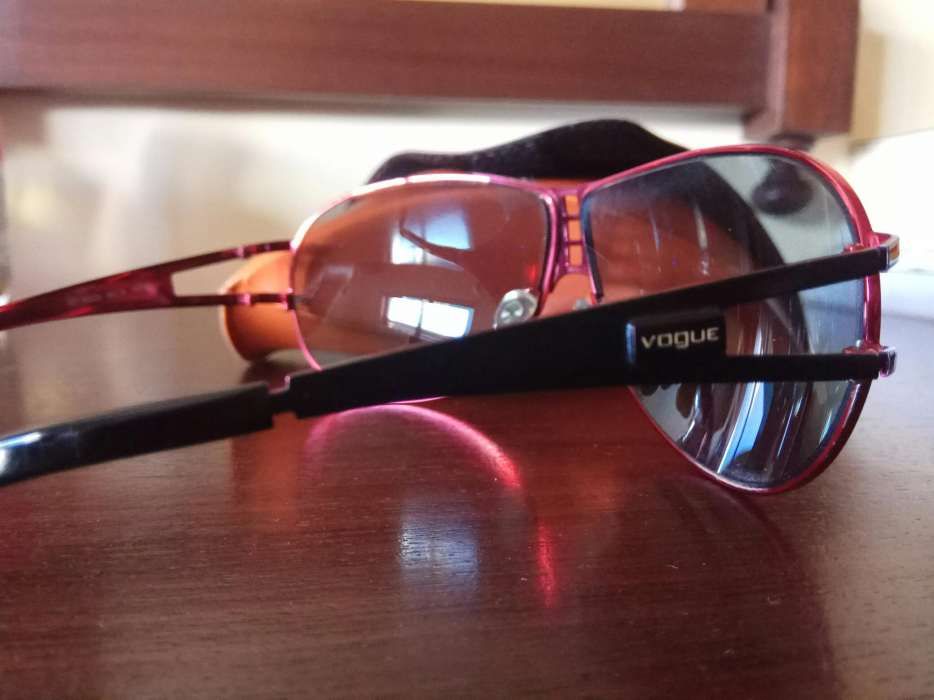 Óculos de sol Vogue