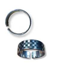 Obrączka pierścionek srebrny w kratkę Emo Goth Alternative Grunge