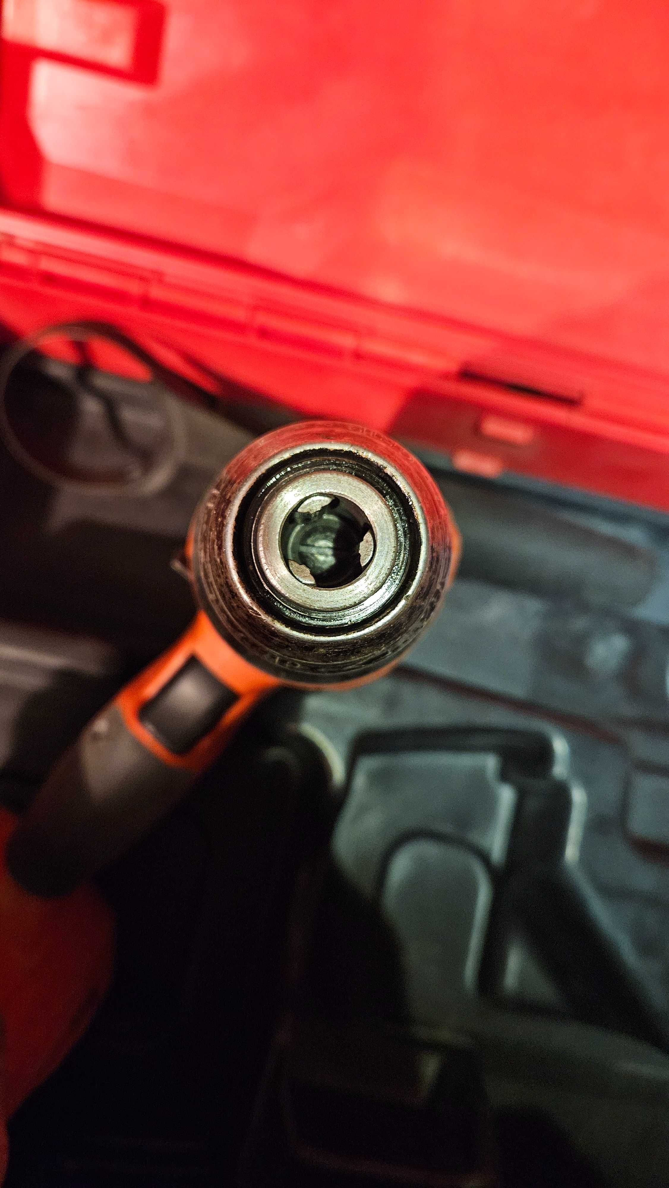 Шуруповерт шурупокрут Hilti SF 6-A22