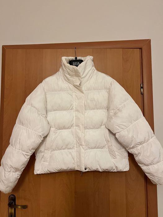 Жіноча куртка adidas