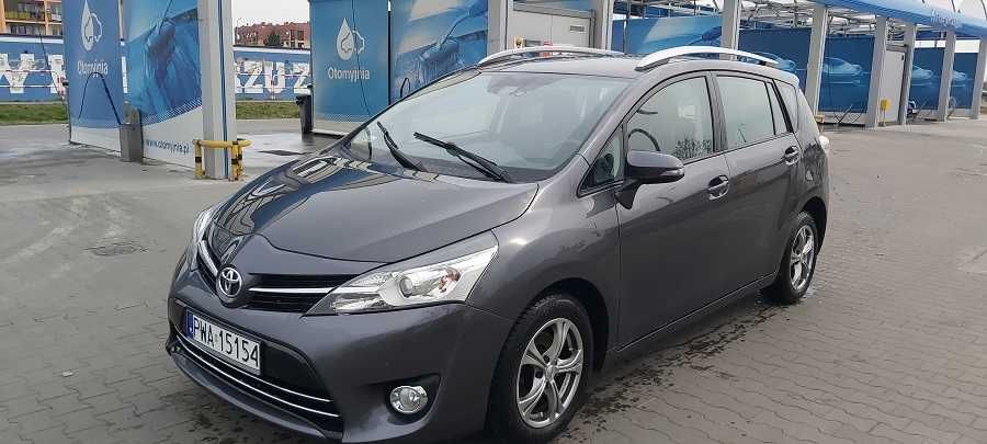 toyota verso 7-osobowa