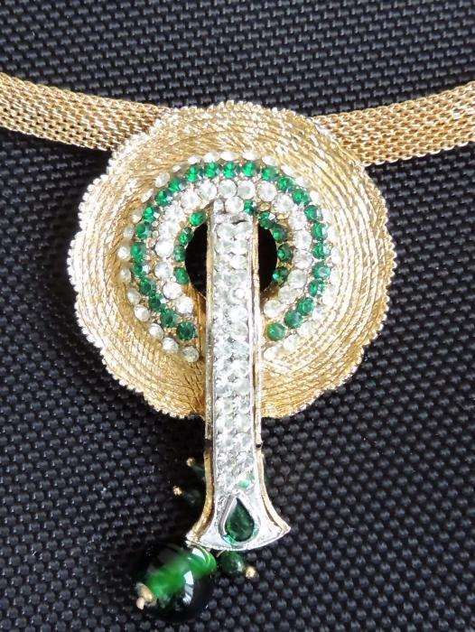 Набор бижутерии(серьги+кулон+цепочка). Индия, Есть выбор.