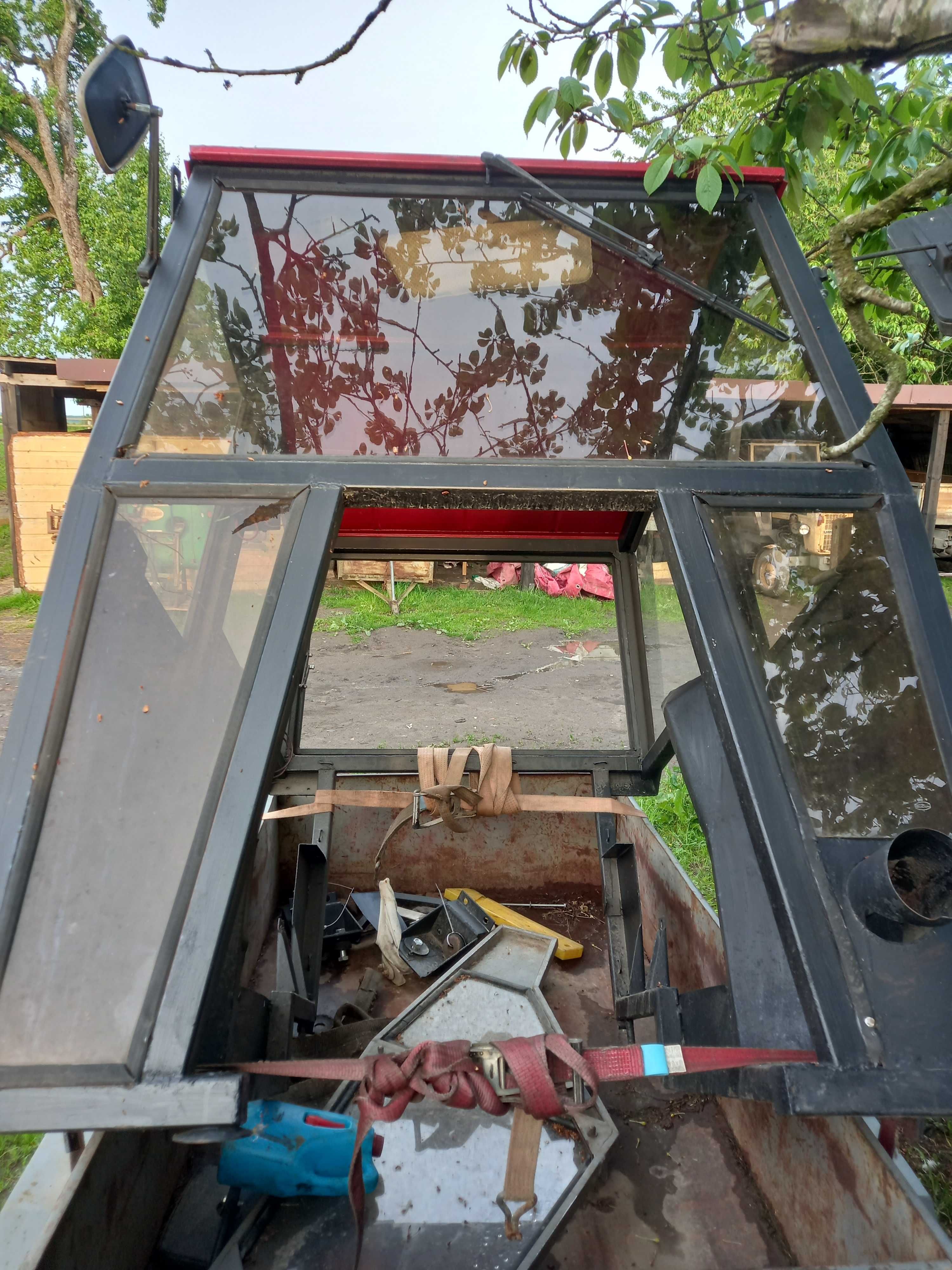 Kabina ursus c 360
