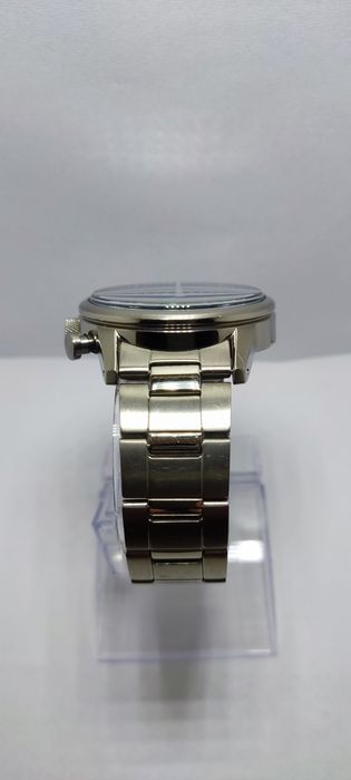 #85*Seiko Chronograph Titanium SSB387P1