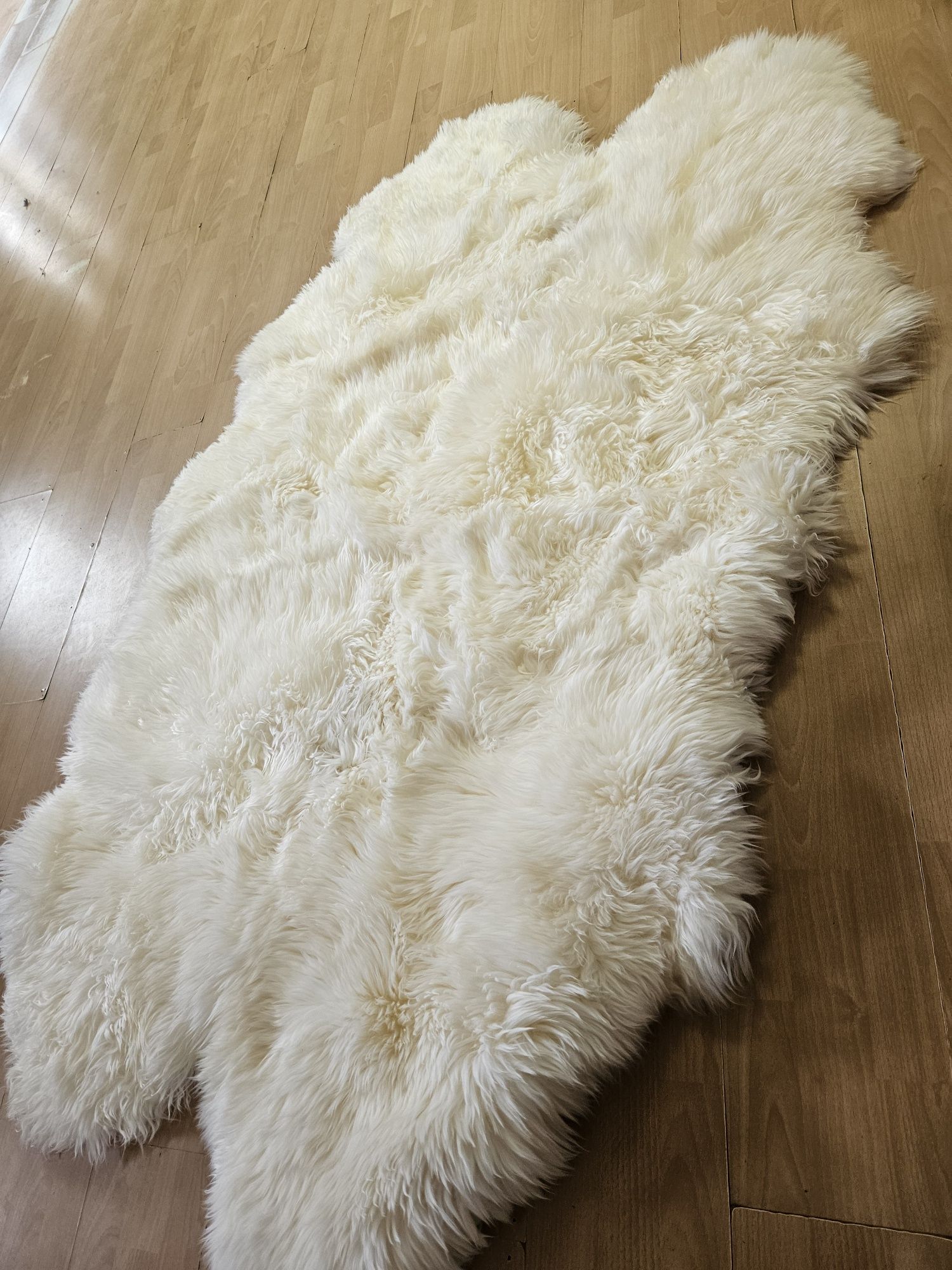 Шикарна натуральна овеча шкура 2×1,20м