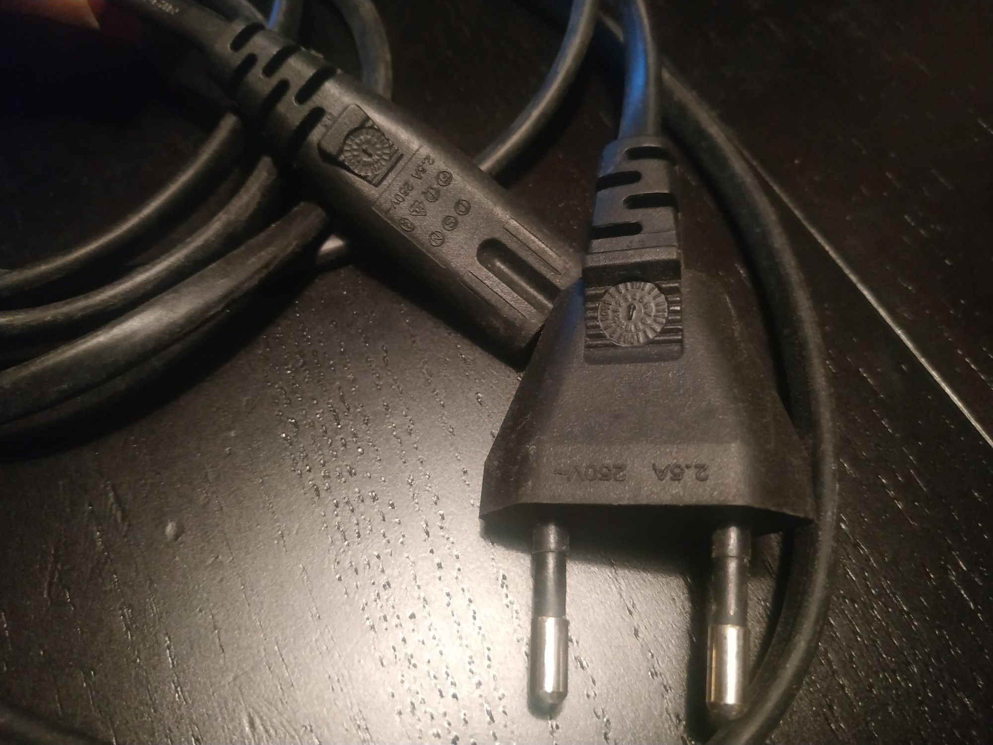 Cabo de alimentação 2.5 A - 250 V - 1,90 cm