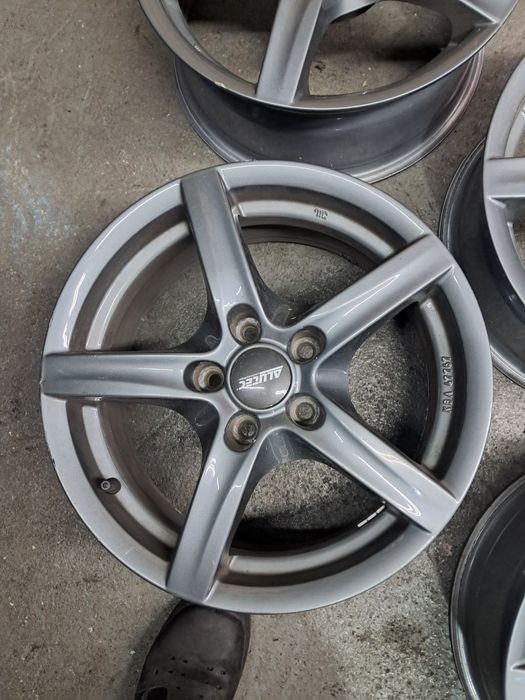 Sprzedam felgi opel  16 cali 5x110 + sruby zapraszam