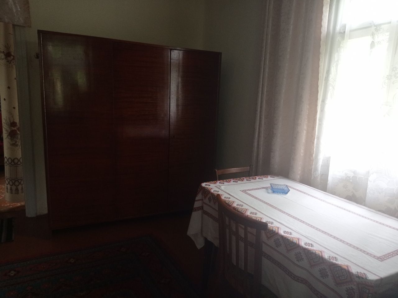Нові документи.Продається 30 соток зем. ділянка з будинком в м. Долина