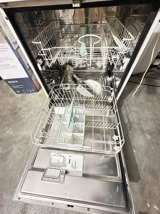 Máquina louça indesit