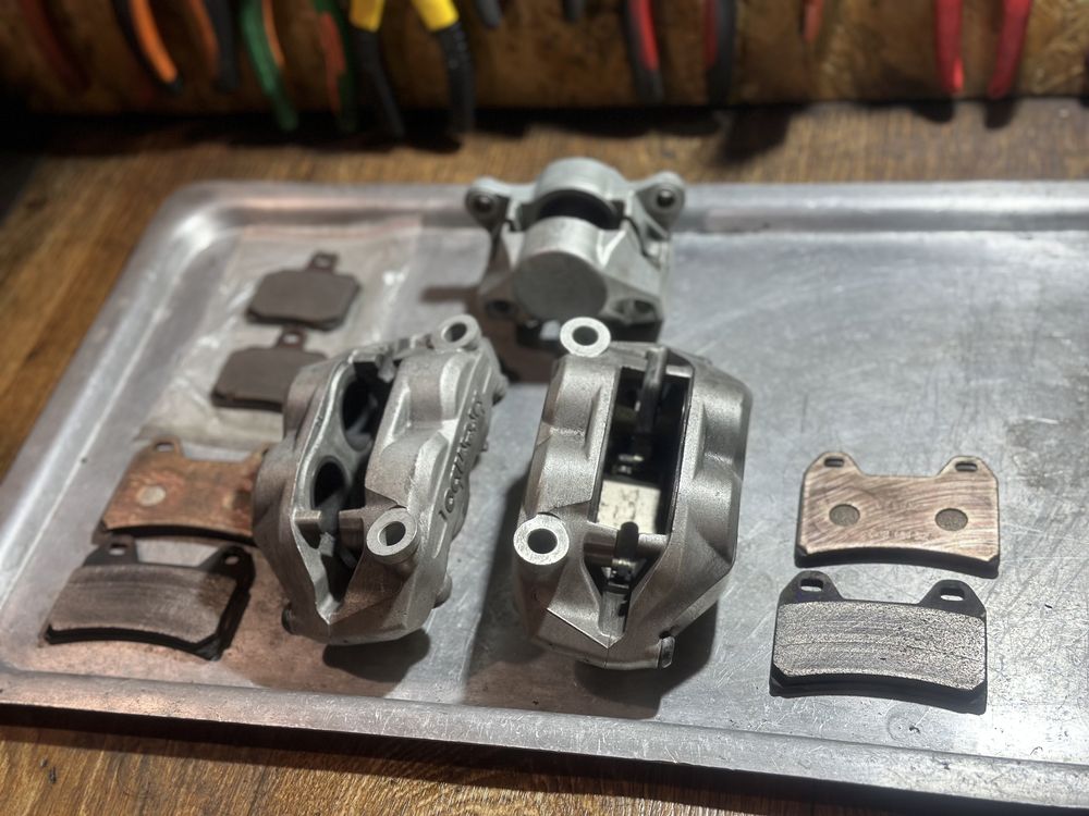 Супорта Brembo Ducati ( комплект )
