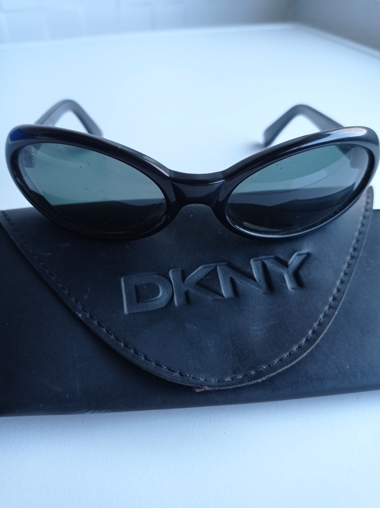 Óculos de sol dkny - modelo feminino