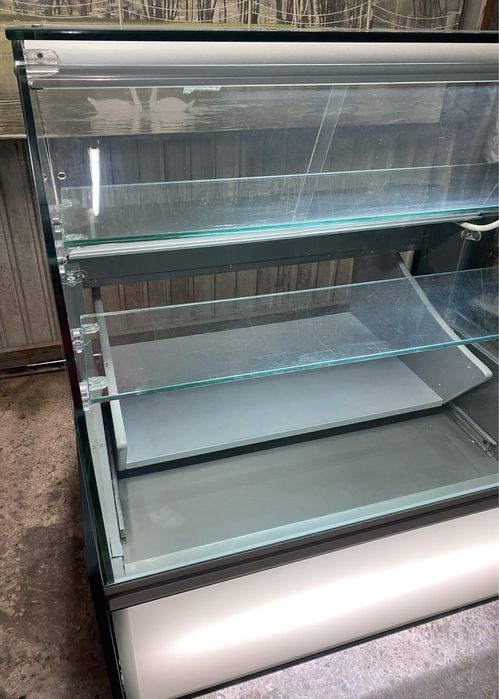 Vitrine neutra expositora