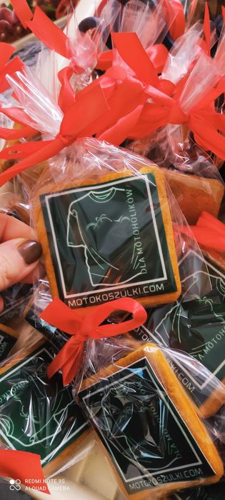 Pierniki z logo firmy