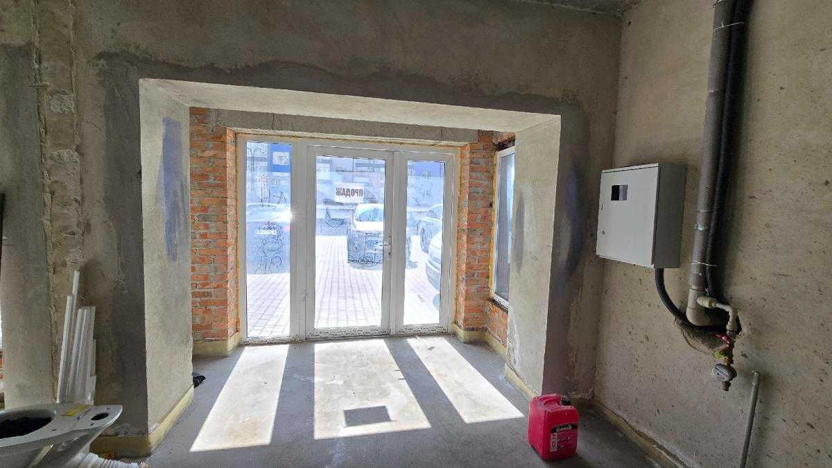 Продаж фасадного приміщення, МЦ