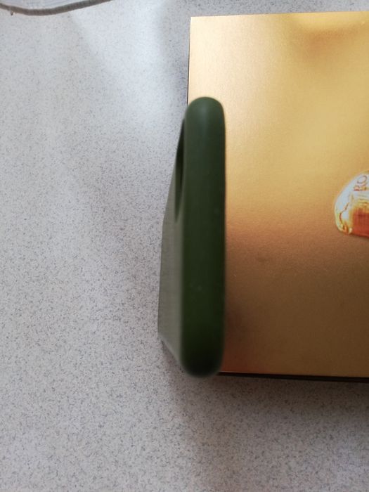 Чехол на IPhone 11.