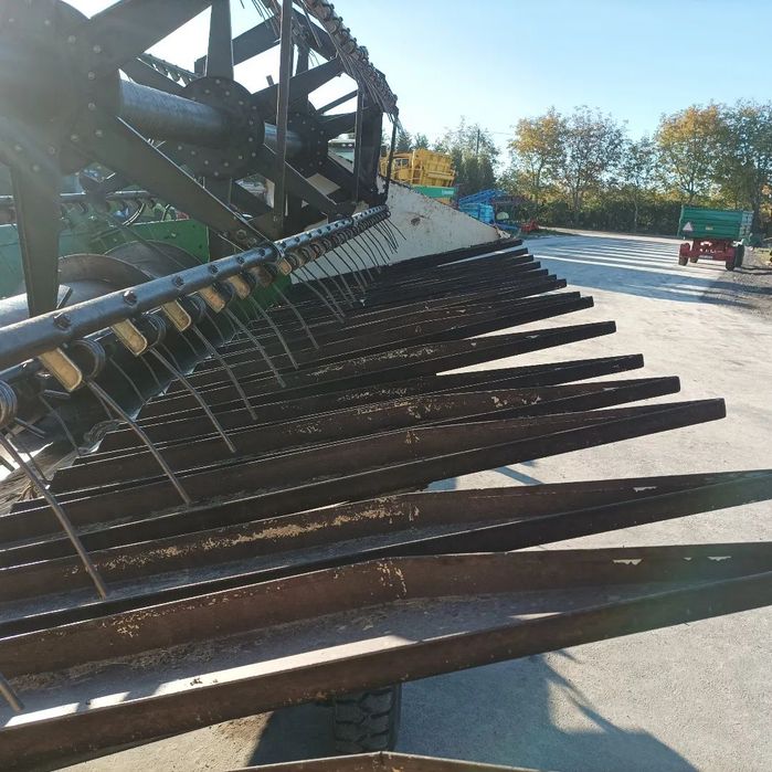 John Deere Przystawka do słonecznika 4,2m lub 4,85m  Stół do zbioru słonecznika