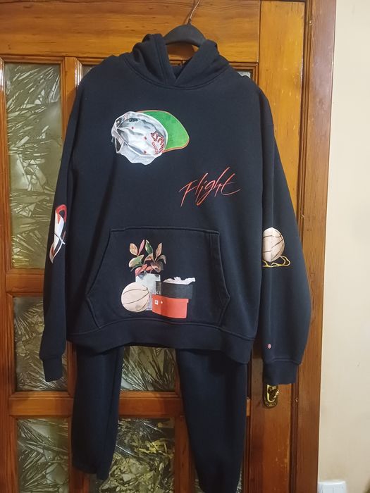 Продам костюм Jordan