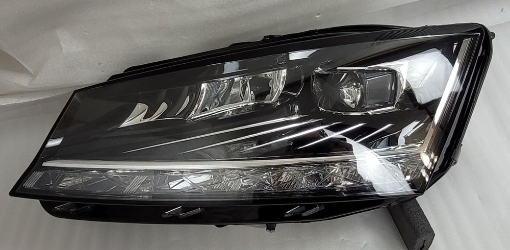 LAMPA LEWA SKODA FABIA III LIFT 2018- FULL LED 6V1941015F