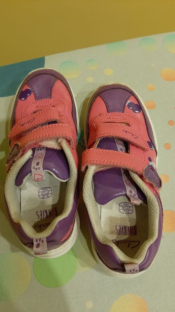 Buty dziewczęce Clarks 28