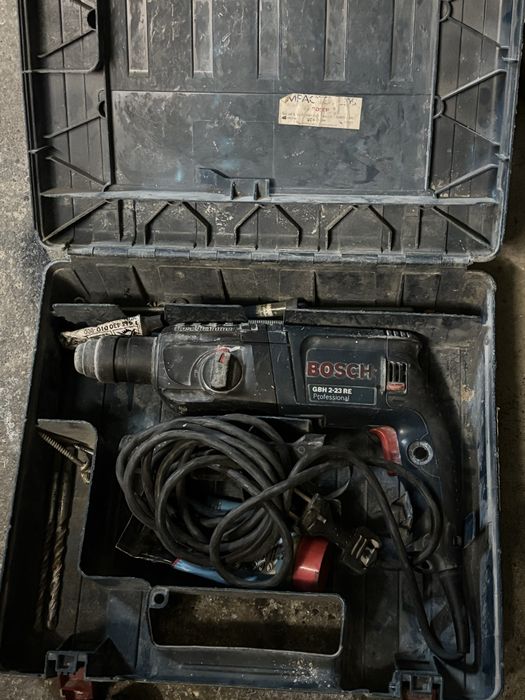 Máquinas avariadas para peças