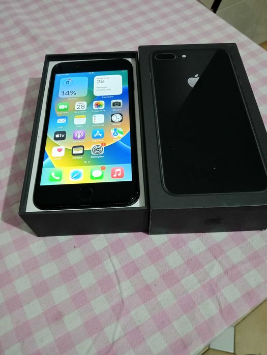 iPhone 8 plus em bom estado
