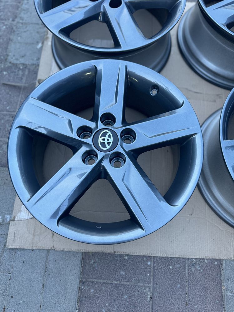 Диски оригінал 5*114.3 r17 toyota camry 55 70 Lexus es is