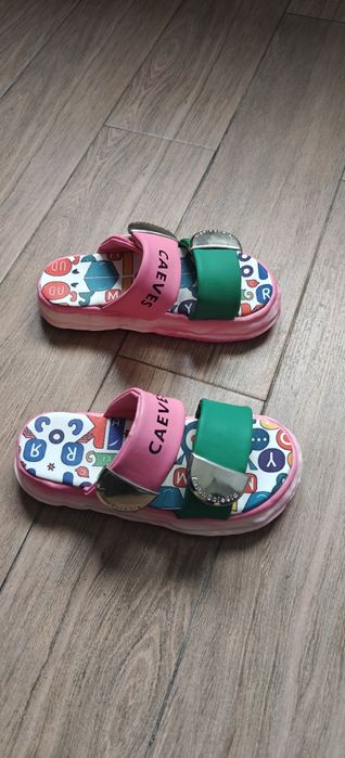 Sandálias Caeves Summer Slides Plataforma