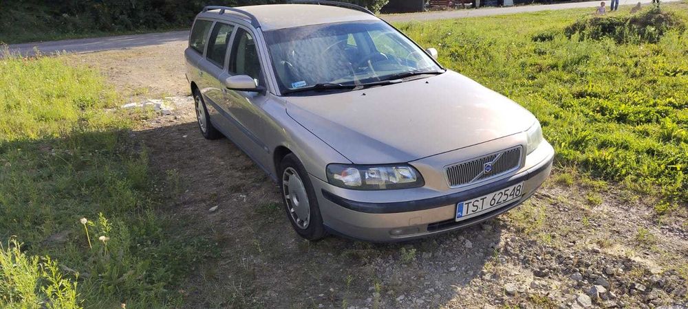 Volvo V70 2.4 D5 163 KM Diesel 2003. Salon Polska