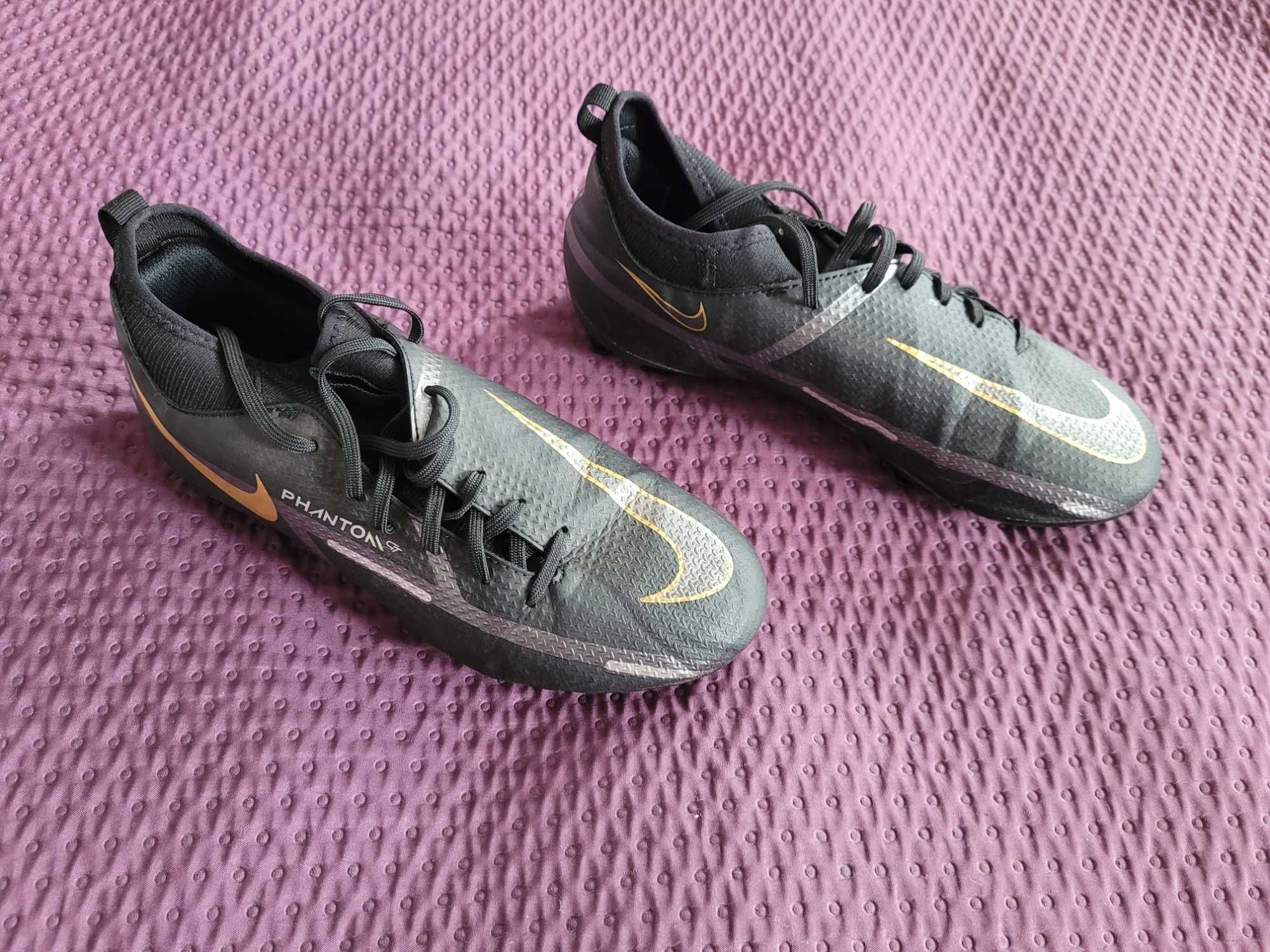 Buty korki dla chłopca Nike Phantom oryginał rozmiar 38