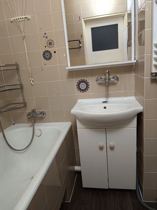 Mieszkanie na sprzedaż / 4 pokoje