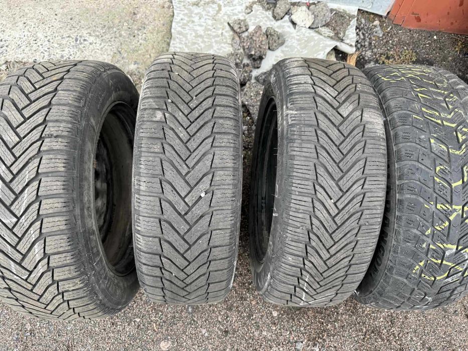 Зимові шини Michelin 205/55 R16 з сталевими дисками
