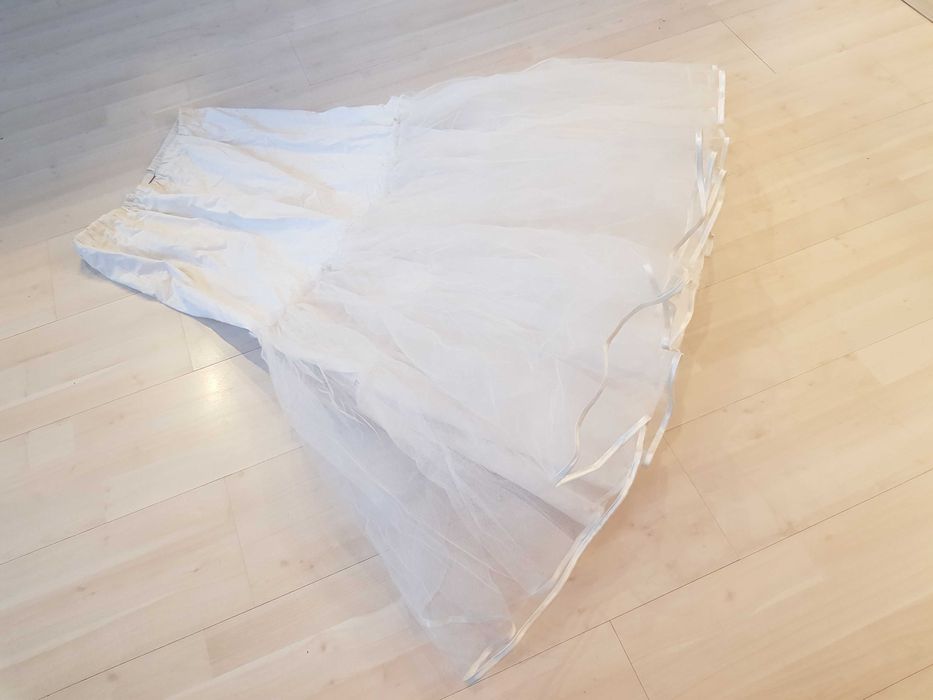 strój długa spódnica tiulowa biała XL 529