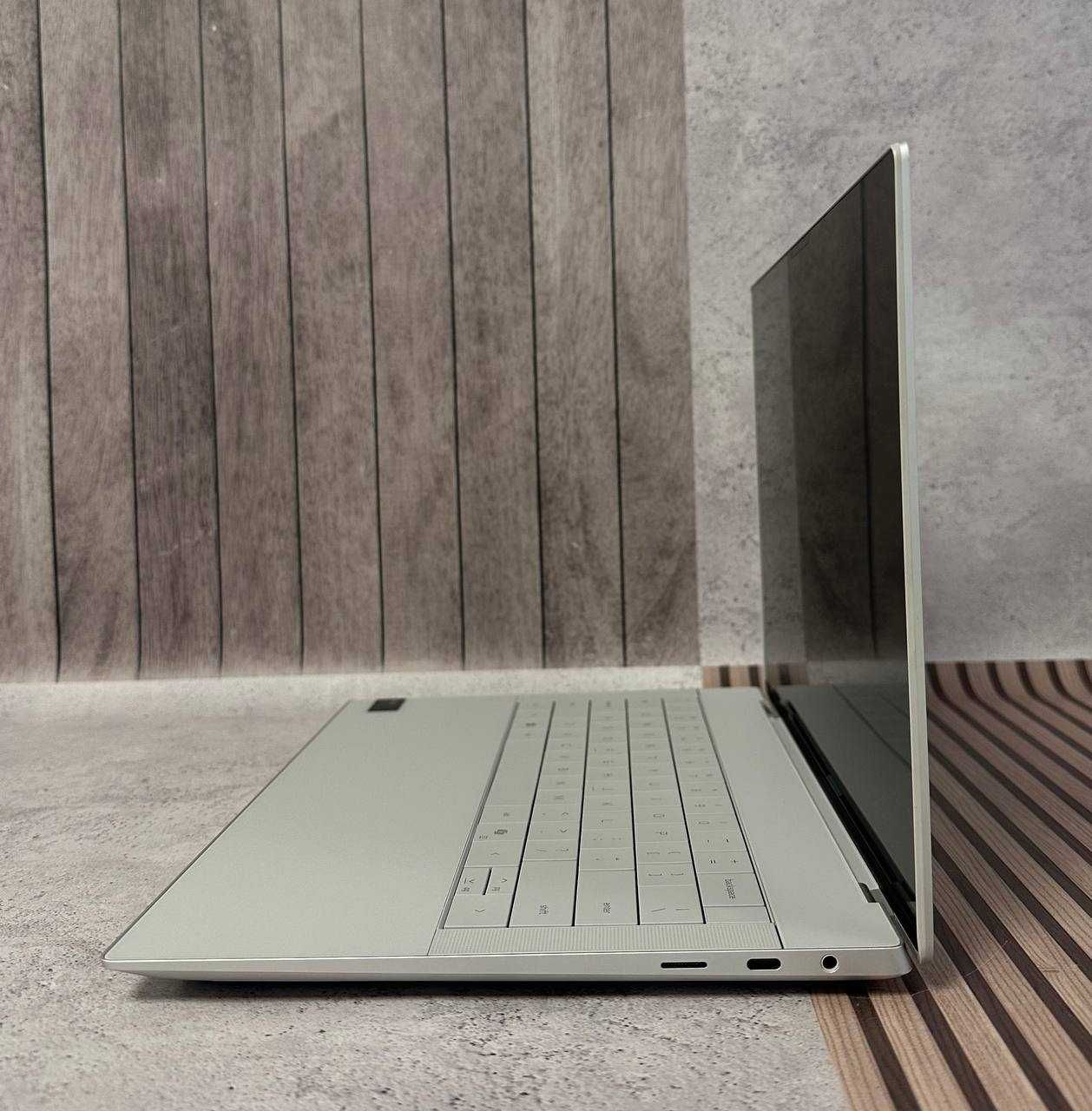 Ноутбук Dell XPS 14 9440 (XPS0328X-3yNBD) уцінка