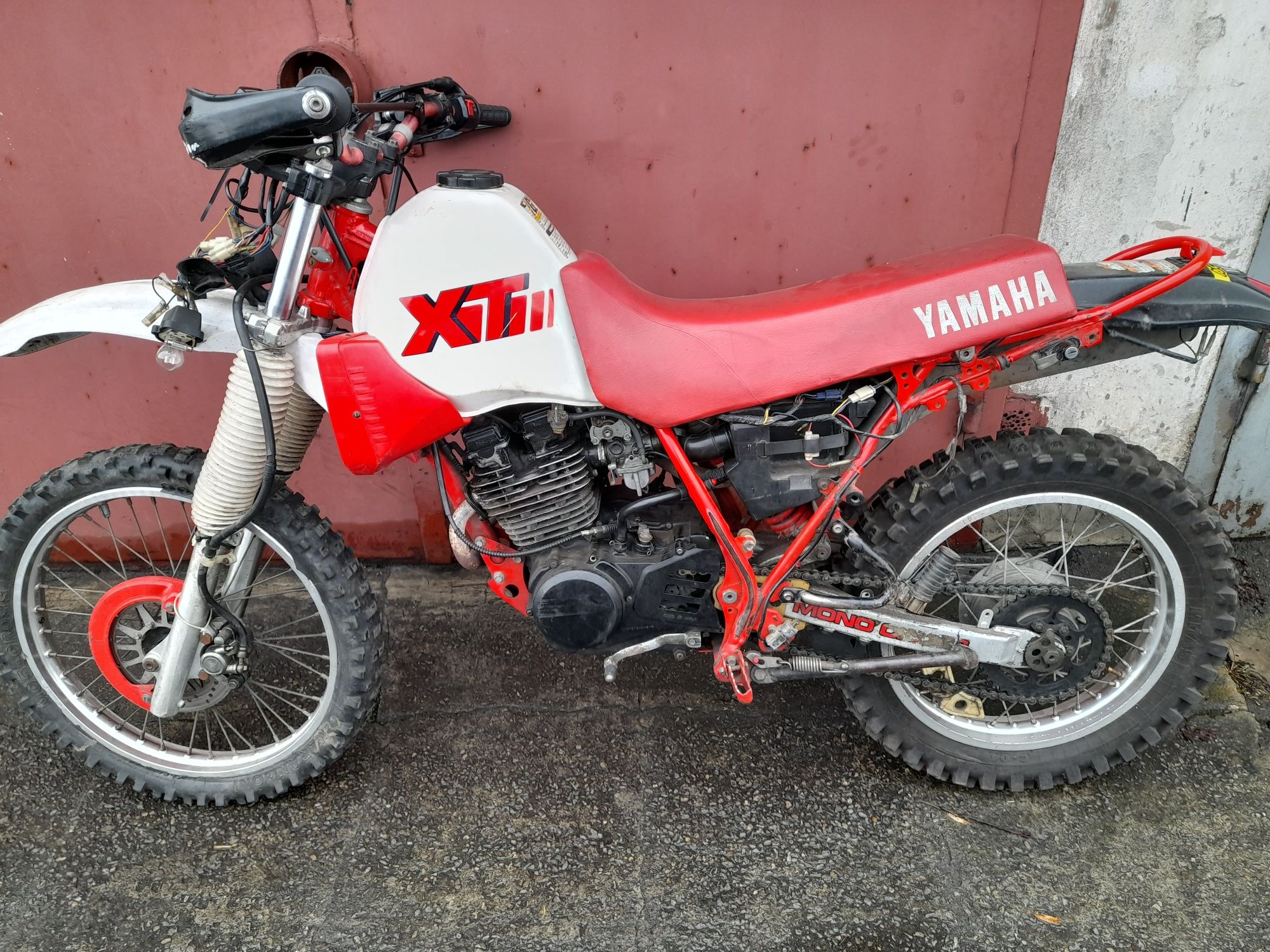 Yamaha xt350 kolo przód tyl