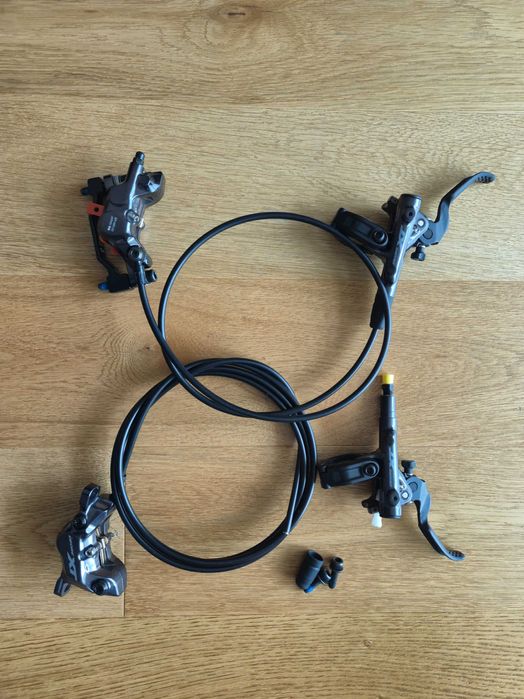 Hamulce 4 tłoczki Shimano Deore XT BL-M8100 / BR-M8120 metaliczne