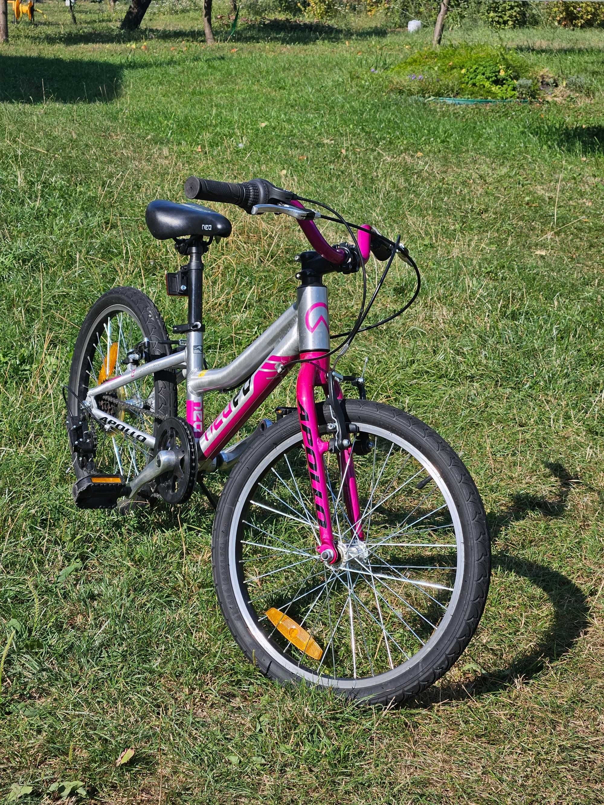 Велосипед дитячий  20" Apollo Neo 6s girls рожевий / чорний